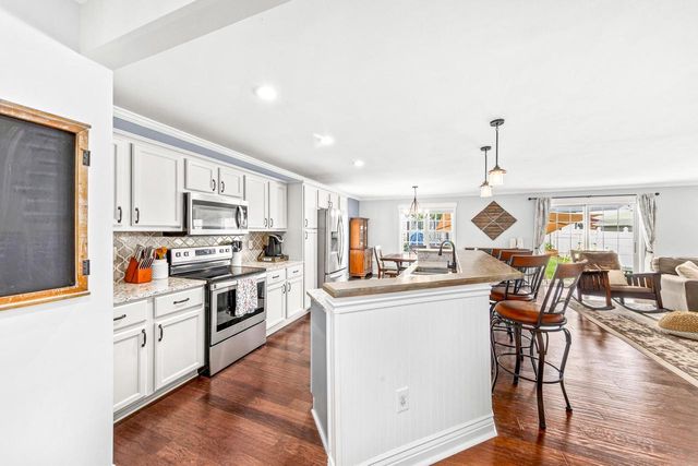 161 N 70th STREET, Milwaukee, WI 53213
