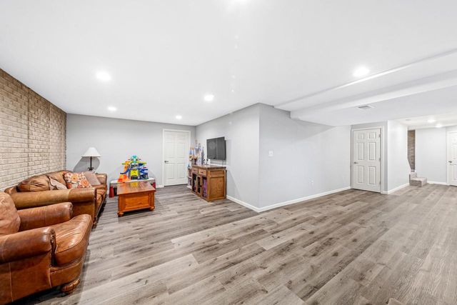 161 N 70th STREET, Milwaukee, WI 53213