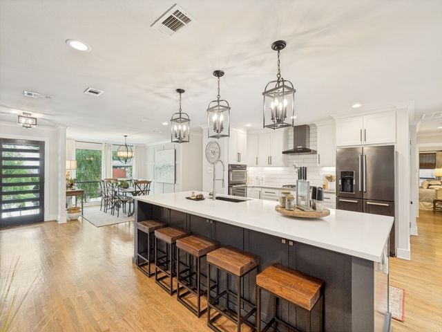 2006 Brookside Drive, Grapevine, TX 76051