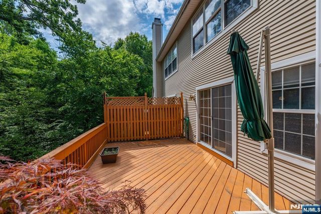 43 Morning Watch Road, Wayne, NJ 07470