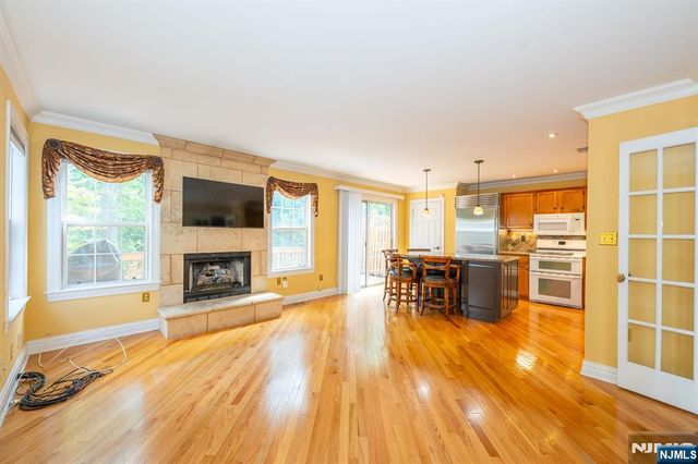 43 Morning Watch Road, Wayne, NJ 07470