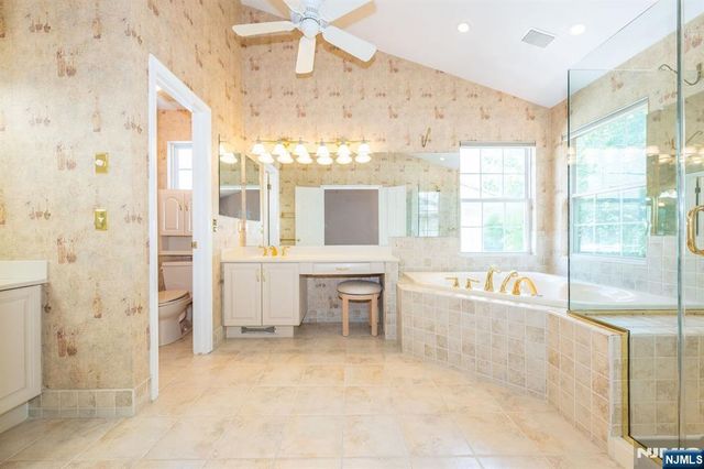 43 Morning Watch Road, Wayne, NJ 07470