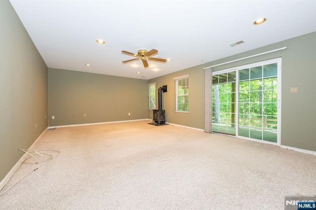 43 Morning Watch Road, Wayne, NJ 07470