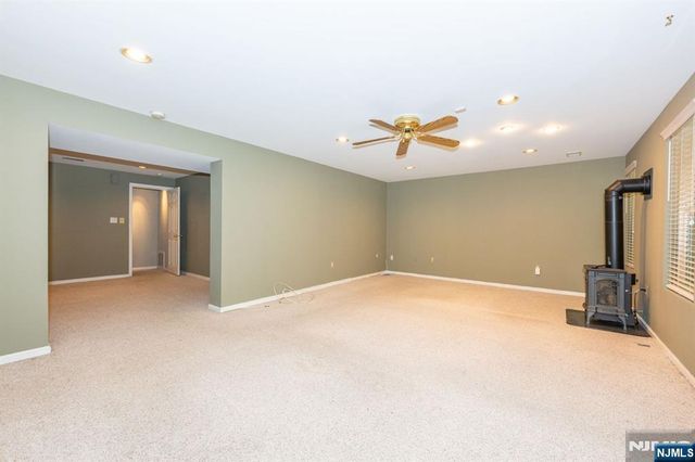 43 Morning Watch Road, Wayne, NJ 07470