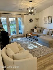 5901 Landers Ave, 311, Crestwood, KY 40014