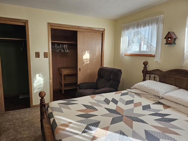 1219 S 21st STREET, Manitowoc, WI 54220