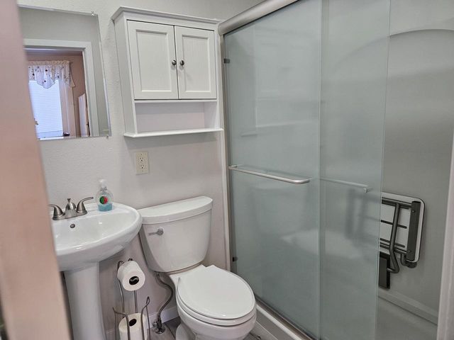 1219 S 21st STREET, Manitowoc, WI 54220