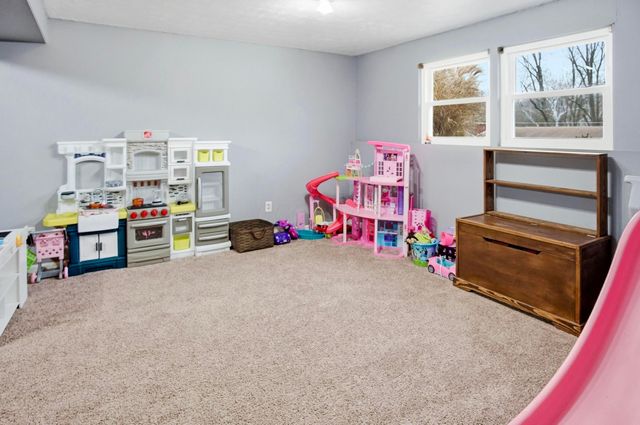 170 Treehouse Lane, Zanesville, OH 43701