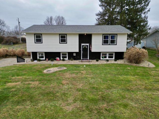 170 Treehouse Lane, Zanesville, OH 43701