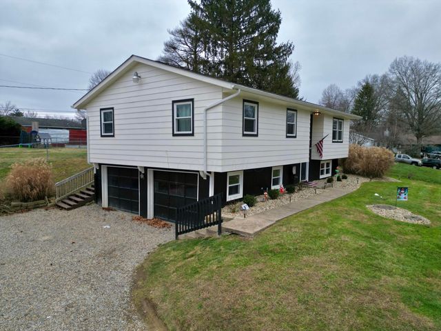 170 Treehouse Lane, Zanesville, OH 43701