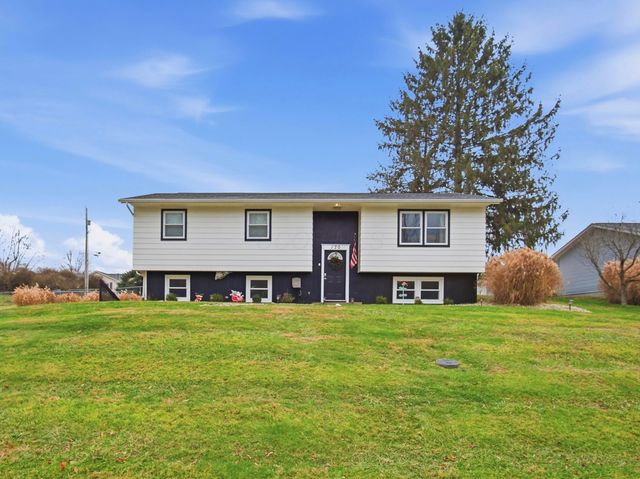 170 Treehouse Lane, Zanesville, OH 43701