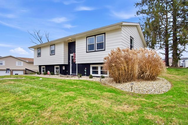 170 Treehouse Lane, Zanesville, OH 43701