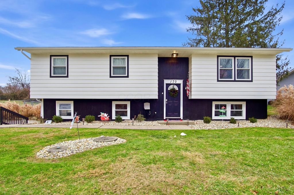 170 Treehouse Lane, Zanesville, OH 43701