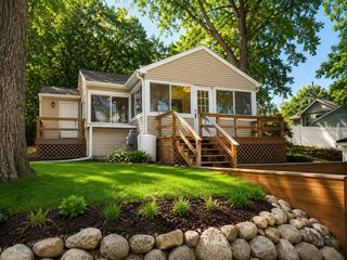 707 Buena Vista Avenue, Lake Orion Twp, MI 48362