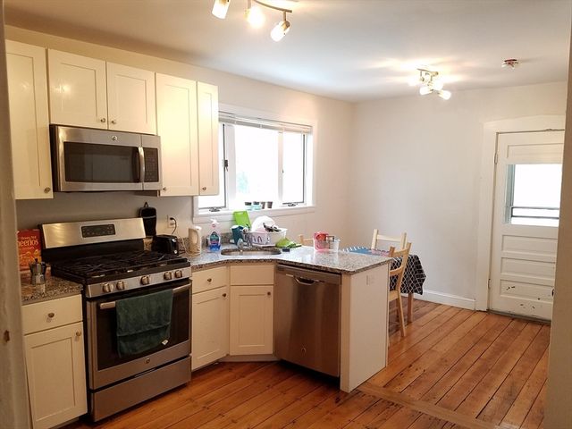 100 Flint 1, Somerville, MA 02145