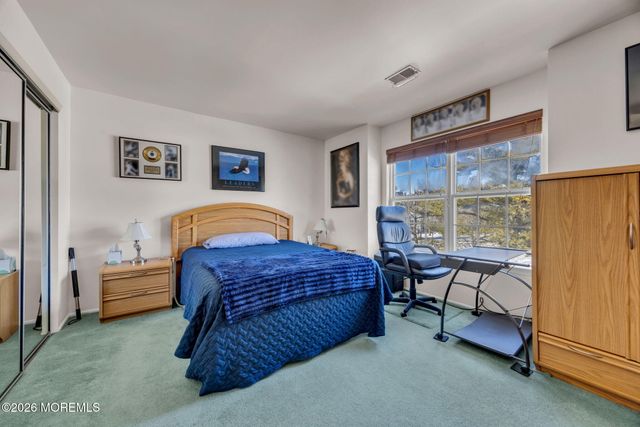 21 Hendricks Court, Sayreville, NJ 08872