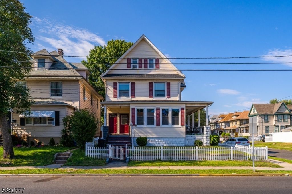255 E Westfield Ave, Roselle Park Boro, NJ 07204