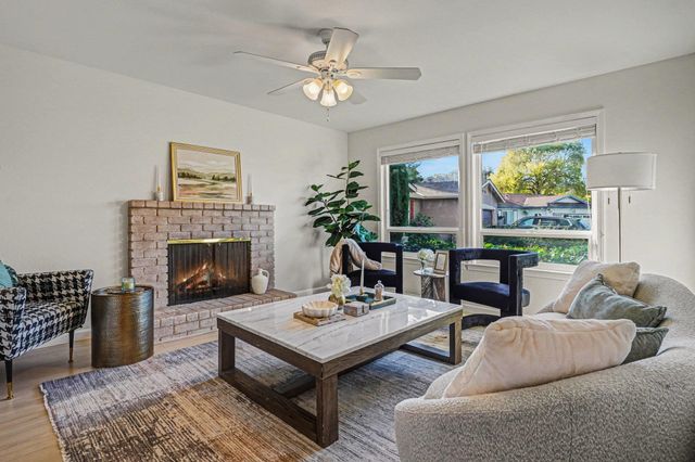 25 Marilyn Pl, San Ramon, CA 94583