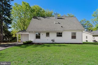 18 BERMUDA, Willingboro, NJ 08046