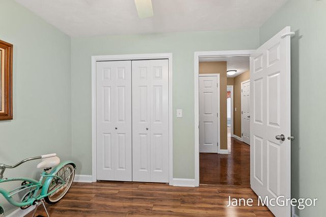 696 W Madison Road, Twin Lake, MI 49457