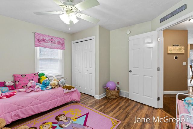 696 W Madison Road, Twin Lake, MI 49457