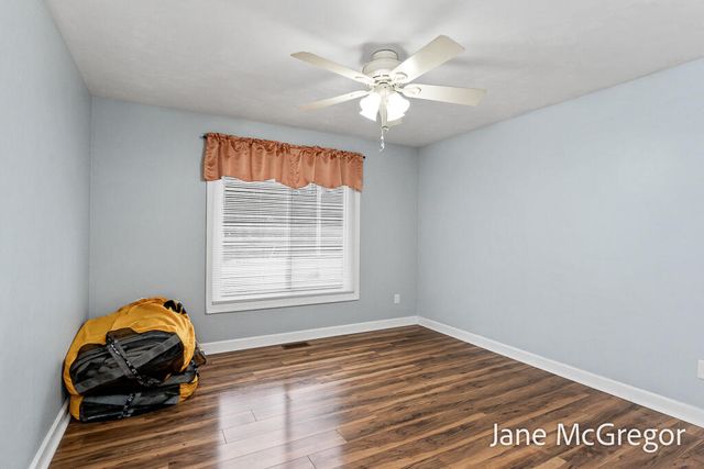 696 W Madison Road, Twin Lake, MI 49457