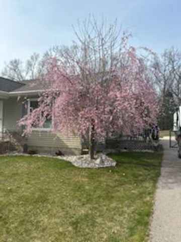 696 W Madison Road, Twin Lake, MI 49457