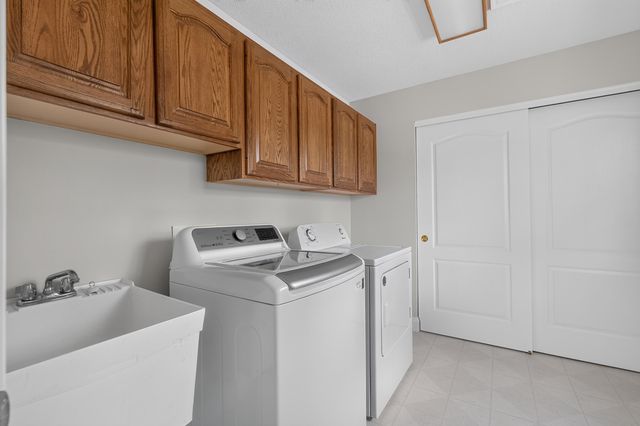 960 Dustwhirl Drive, Union, KY 41091