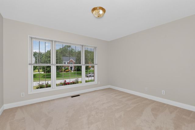 960 Dustwhirl Drive, Union, KY 41091