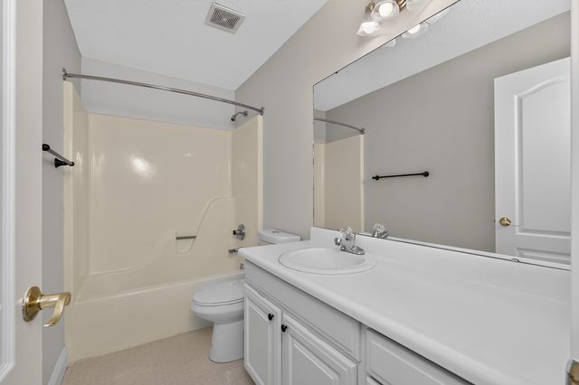 960 Dustwhirl Drive, Union, KY 41091