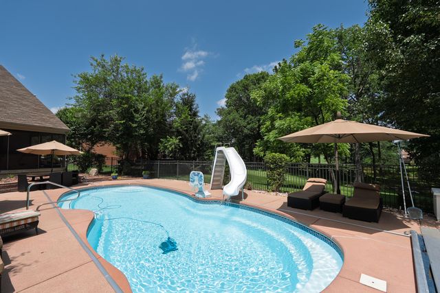 960 Dustwhirl Drive, Union, KY 41091