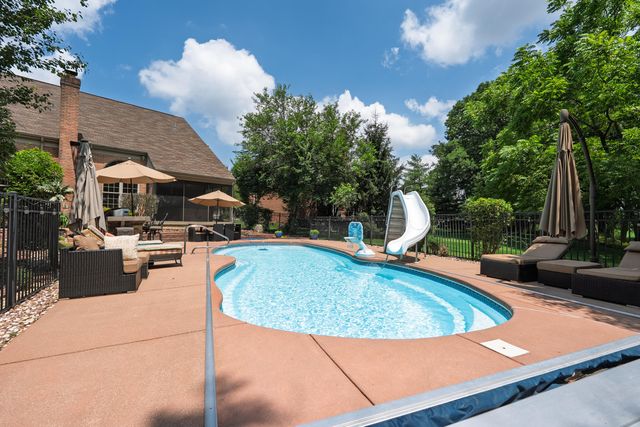 960 Dustwhirl Drive, Union, KY 41091