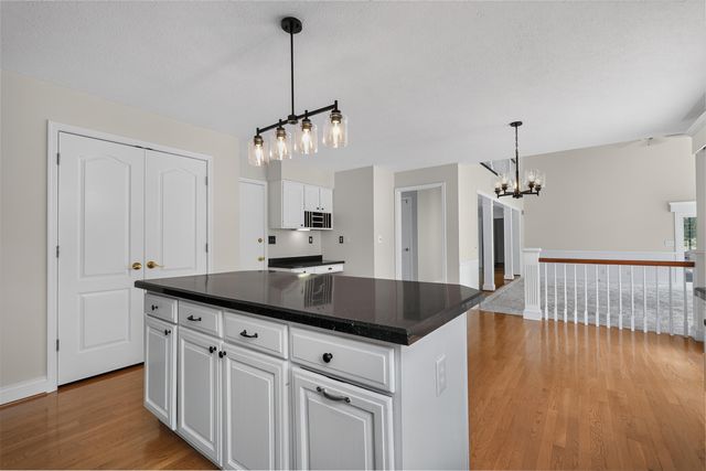 960 Dustwhirl Drive, Union, KY 41091