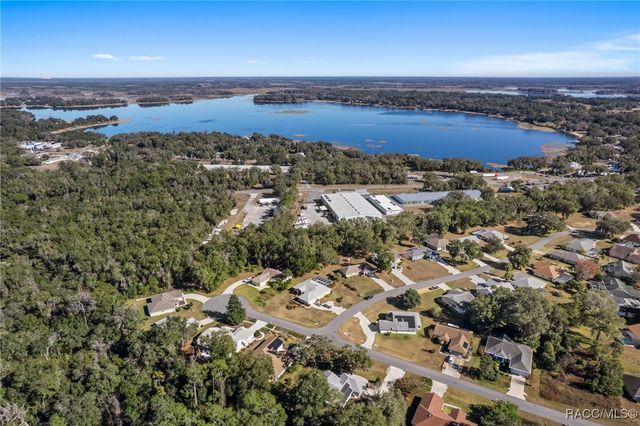 2958 N Kittery Point, Hernando, FL 34442
