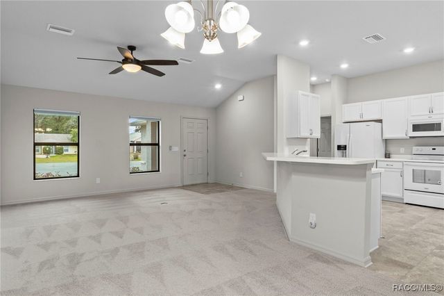 2958 N Kittery Point, Hernando, FL 34442