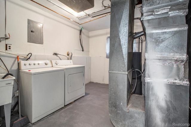 8650 Cedar Court, Ypsilanti, MI 48198