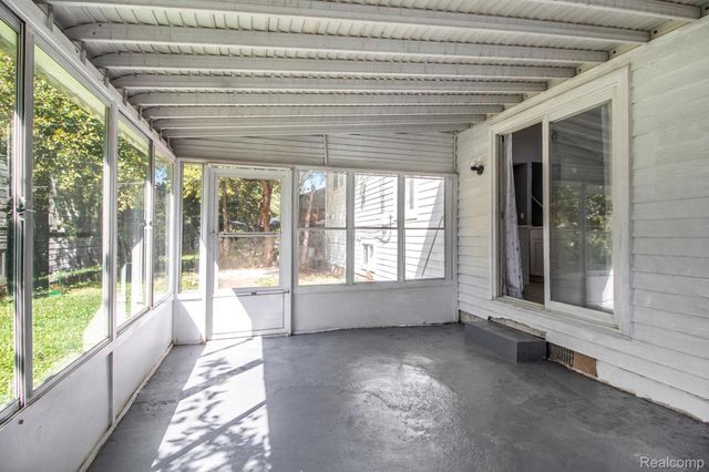 8650 Cedar Court, Ypsilanti, MI 48198