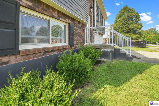 1772 Holly Court, Radcliff, KY 40160