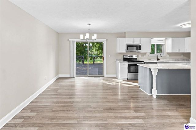 1772 Holly Court, Radcliff, KY 40160