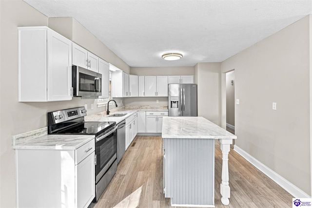 1772 Holly Court, Radcliff, KY 40160
