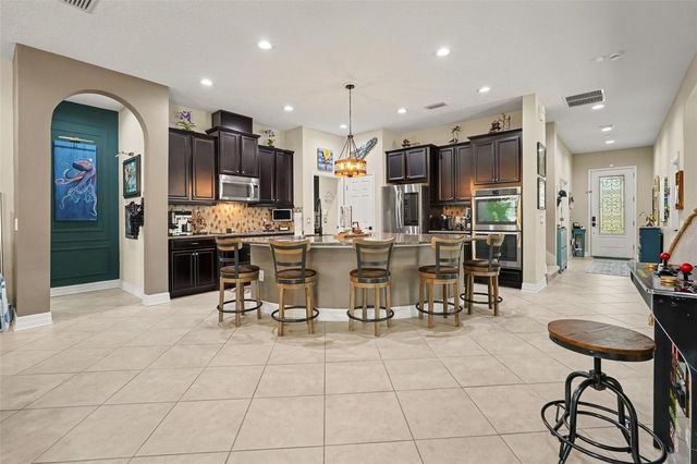 7110 REDROOT COURT, Wesley Chapel, FL 33545