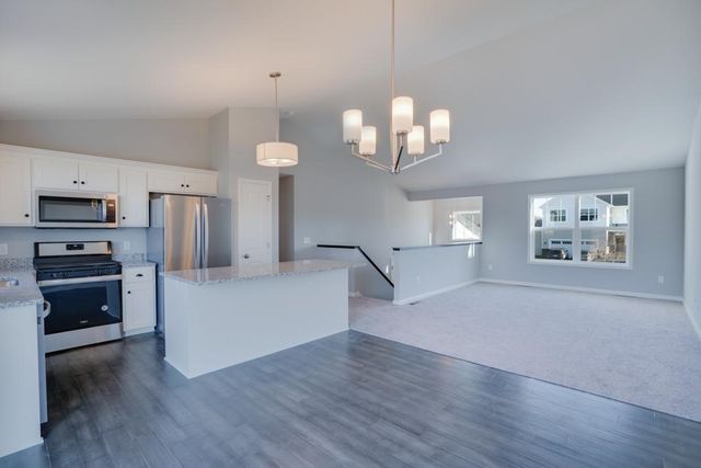 19872 Enfield Avenue N, Forest Lake, MN 55025