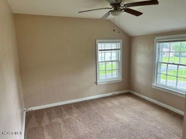 1027 Secor Road, Toledo, OH 43607