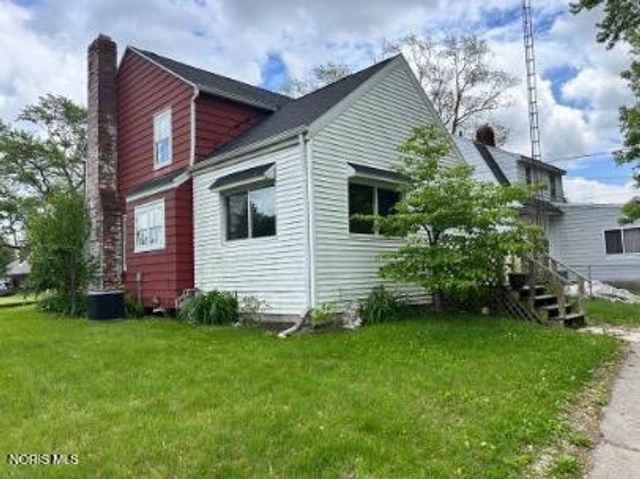 1027 Secor Road, Toledo, OH 43607