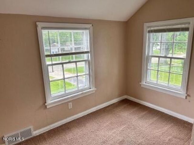 1027 Secor Road, Toledo, OH 43607