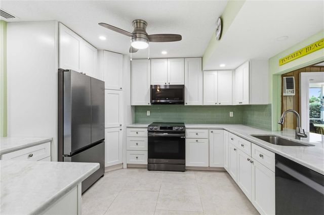 720 IXORA AVENUE, Ellenton, FL 34222