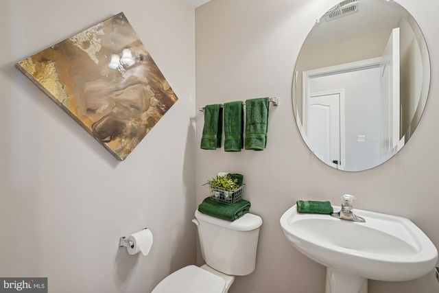 22982 FOX FIRE TER, Brambleton, VA 20148