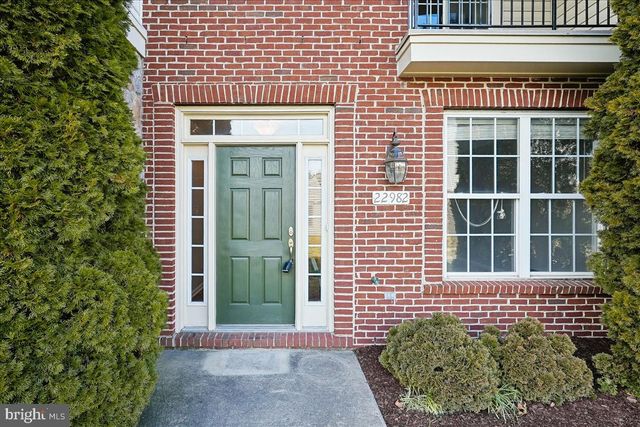 22982 FOX FIRE TER, Brambleton, VA 20148