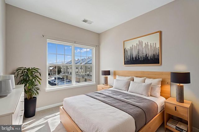 22982 FOX FIRE TER, Brambleton, VA 20148