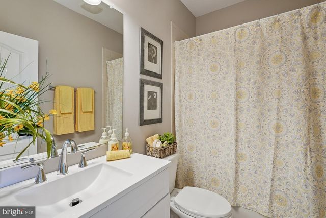 22982 FOX FIRE TER, Brambleton, VA 20148